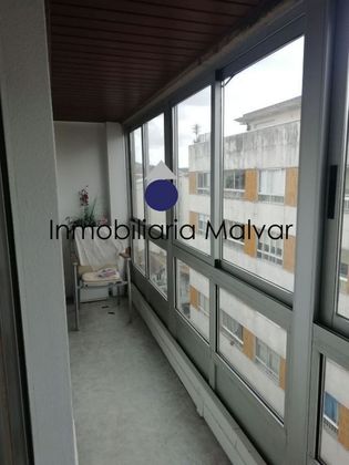 Foto 2 de Venta de piso en travesía Da Eiriña de 4 habitaciones con balcón y calefacción