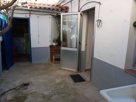 Foto 2 de Casa adossada en venda a Tejares -Chamberí - Alcades de 3 habitacions amb jardí i calefacció