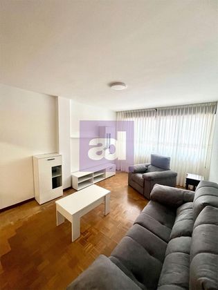 Foto 1 de Pis en lloguer a La Ería - Masip de 1 habitació amb terrassa i mobles