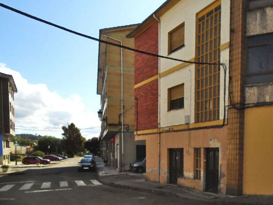 Foto 2 de Casa adossada en venda a calle San Julián de 5 habitacions i 198 m²