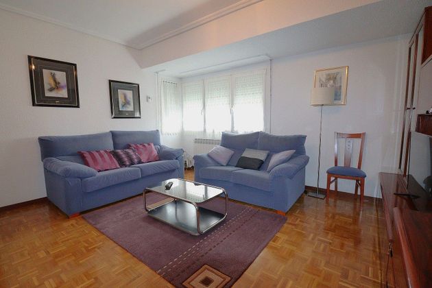Foto 1 de Venta de piso en Alegría-Dulantzi de 4 habitaciones con terraza y calefacción