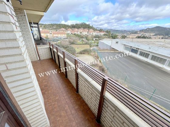 Foto 2 de Pis en venda a Ayegui de 3 habitacions amb balcó