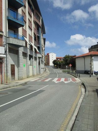 Foto 1 de Local en venda a calle Aranzibia de 97 m²