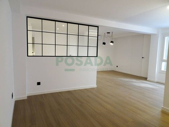Foto 1 de Venta de piso en Areal – Zona Centro de 2 habitaciones con aire acondicionado y calefacción