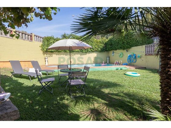 Foto 2 de Casa en venda a Matamá - Beade - Bembrive - Valádares - Zamáns de 8 habitacions amb terrassa i piscina
