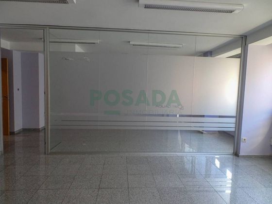 Foto 2 de Alquiler de oficina en Salgueira - O Castaño de 200 m²