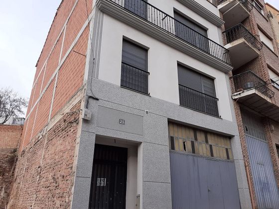Foto 1 de Casa adossada en venda a Albelda de Iregua de 3 habitacions i 407 m²