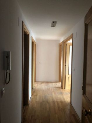 Foto 1 de Pis en venda a La Portalada - Varea de 2 habitacions amb terrassa i calefacció