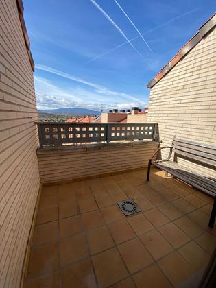 Foto 2 de Venta de dúplex en Villamediana de Iregua de 3 habitaciones con terraza y garaje