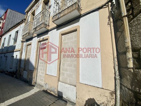 Foto 2 de Casa adossada en venda a calle Da Praza de 1 habitació amb terrassa i balcó