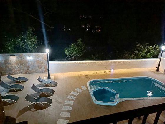 Foto 1 de Casa en venda a Grove (O) de 8 habitacions amb terrassa i piscina