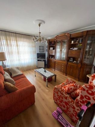 Foto 1 de Alquiler de piso en Centro - Gijón de 3 habitaciones con terraza y muebles