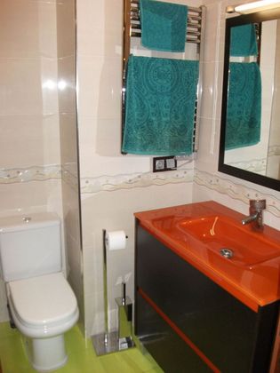 Foto 2 de Piso en venta en Numancia - San Fernando de 3 habitaciones con calefacción y ascensor