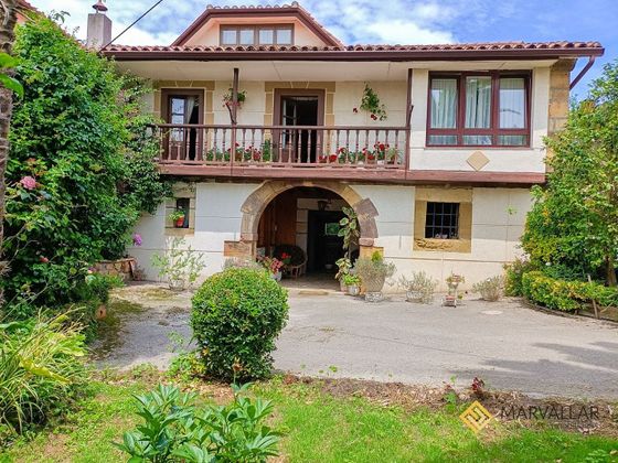 Foto 1 de Casa en venda a Villaescusa de 6 habitacions amb jardí i balcó