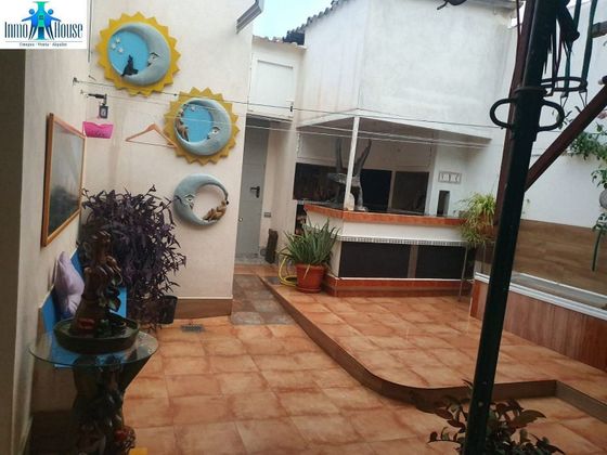 Foto 1 de Casa en venda a Franciscanos de 3 habitacions amb terrassa i garatge