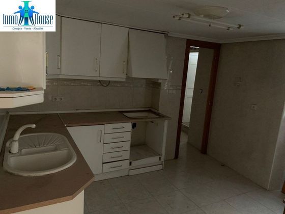 Foto 2 de Casa en venda a Chinchilla de Monte-Aragón de 5 habitacions i 260 m²