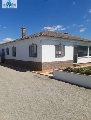Foto 1 de Casa rural en venda a Feria de 3 habitacions amb terrassa i garatge