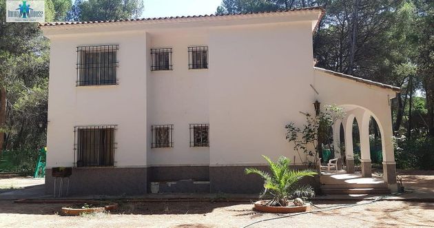 Foto 2 de Venta de chalet en Santa Cruz - Industria - Polígono Campollano de 7 habitaciones con terraza y piscina