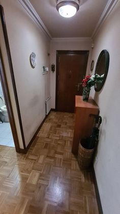 Foto 2 de Venta de piso en Txurdinaga de 3 habitaciones con calefacción y ascensor