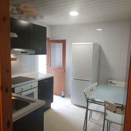 Foto 1 de Àtic en venda a calle Doutor Yañez Rebolo de 2 habitacions amb balcó i calefacció