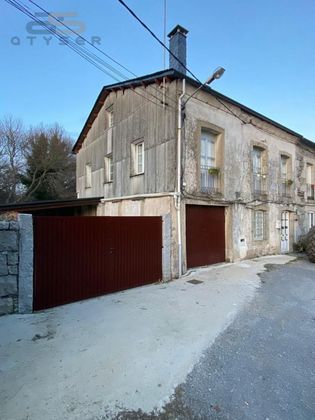 Foto 1 de Casa en venda a calle Rosalia de Castro amb terrassa i garatge