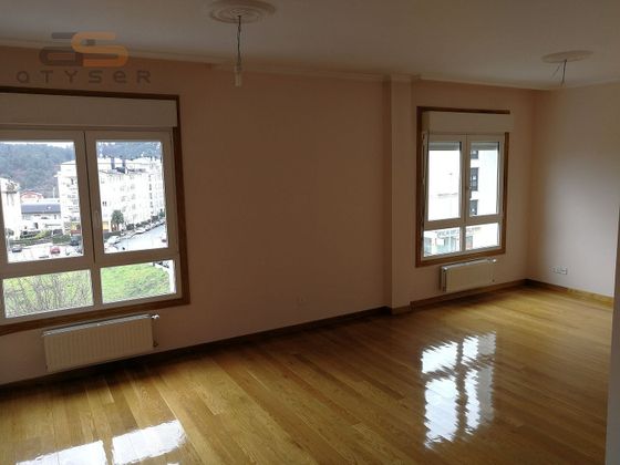 Foto 2 de Piso en venta en avenida De Magoi de 4 habitaciones con garaje y balcón