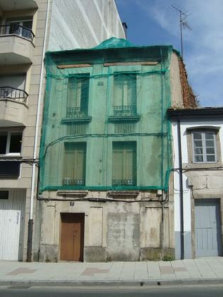 Foto 1 de Edifici en venda a calle Santiago de 192 m²