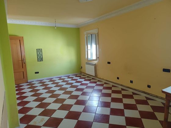 Foto 1 de Venta de piso en Miranda de Ebro de 3 habitaciones y 84 m²
