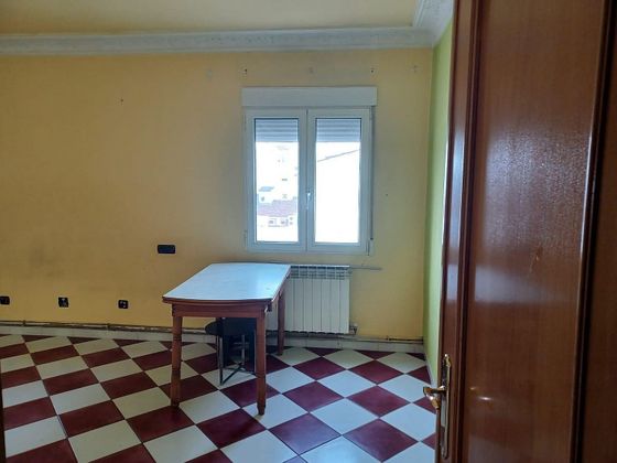 Foto 2 de Venta de piso en Miranda de Ebro de 3 habitaciones y 84 m²