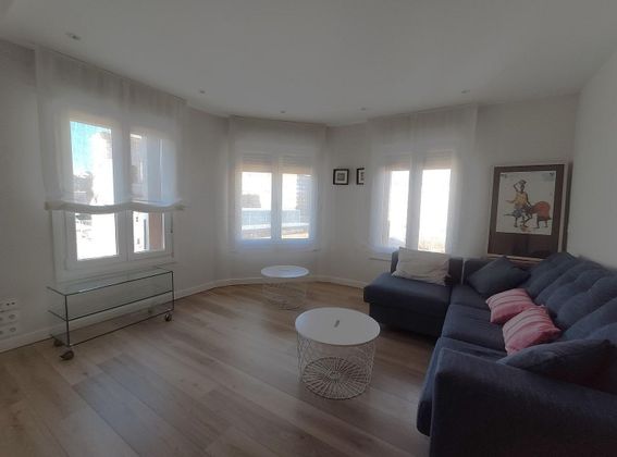 Foto 1 de Alquiler de piso en calle Doctor Aurelio Alemán de 2 habitaciones con muebles y calefacción
