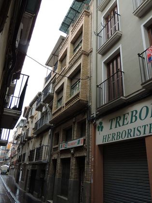 Foto 1 de Venta de casa adosada en Peralta de 4 habitaciones con terraza