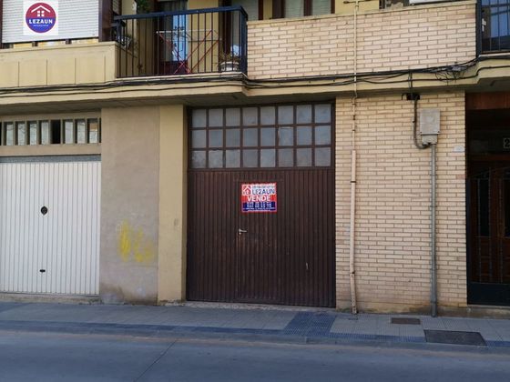 Foto 2 de Venta de local en Peralta con garaje