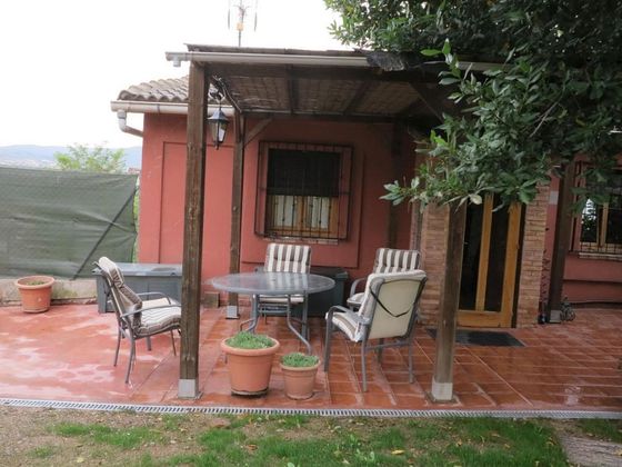 Foto 1 de Venta de chalet en Albelda de Iregua de 3 habitaciones con terraza y jardín
