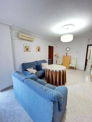Foto 2 de Alquiler de piso en Santa María de 4 habitaciones con muebles y balcón