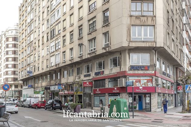 Foto 2 de Pis en venda a calle Atilano Rodríguez de 3 habitacions amb ascensor