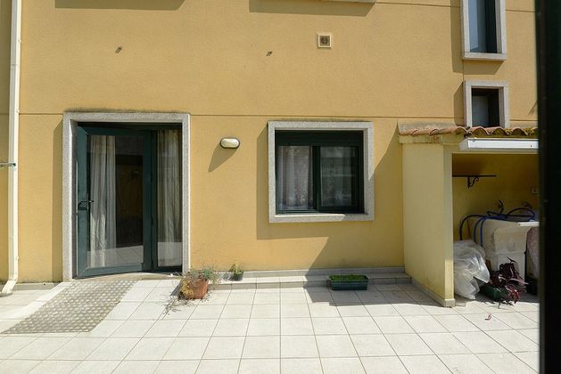 Foto 2 de Piso en venta en calle La Cal de 3 habitaciones con terraza y garaje