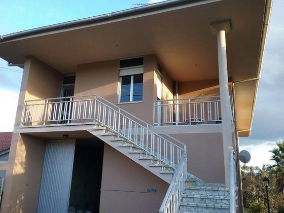 Foto 2 de Chalet en venta en calle Lugar San Bieito de 4 habitaciones con terraza y garaje