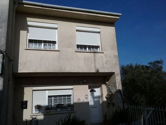 Foto 1 de Casa en venda a calle Xulio Sesto de 4 habitacions amb jardí i calefacció