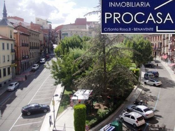 Foto 1 de Pis en venda a plaza Del Grano de 3 habitacions i 117 m²