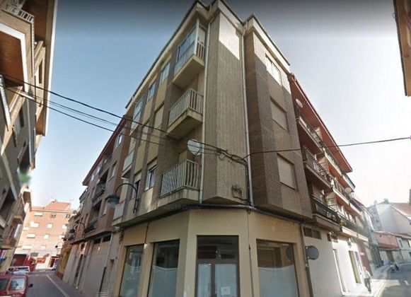 Foto 2 de Pis en venda a calle Lagares de 4 habitacions amb terrassa i garatge