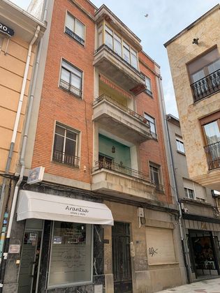 Foto 2 de Venta de piso en calle Francos de 5 habitaciones con terraza