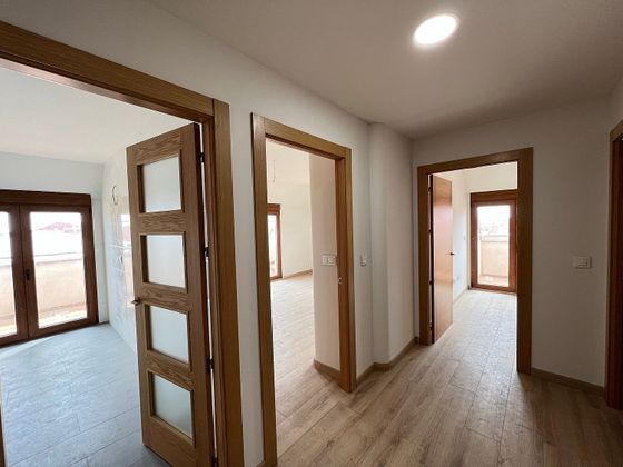 Foto 2 de Àtic en venda a calle La Viña de 3 habitacions amb terrassa i calefacció