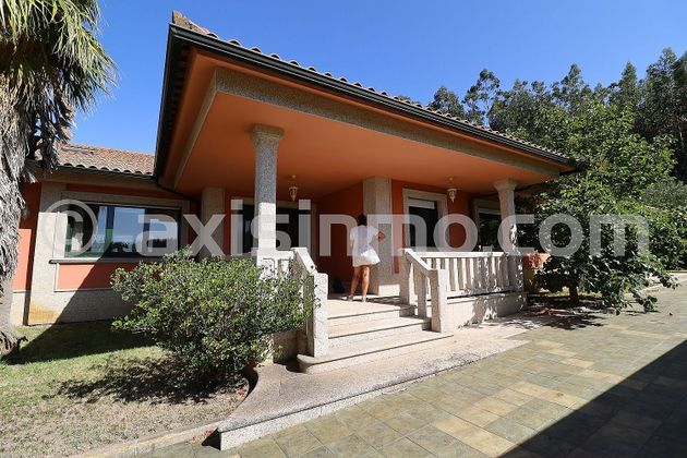 Foto 1 de Xalet en venda a calle Fontoira de 3 habitacions amb terrassa i piscina