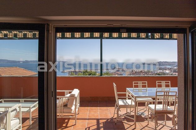Foto 2 de Àtic en venda a calle Profesor Hermida de 2 habitacions amb terrassa i piscina
