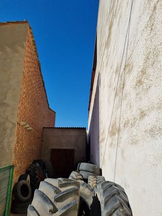 Foto 2 de Nau en venda a calle De Los Sasos amb garatge