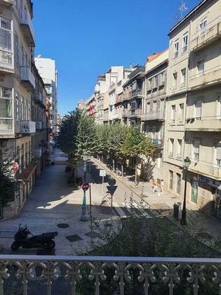 Foto 2 de Venta de piso en Praza España - Casablanca de 3 habitaciones con garaje y balcón
