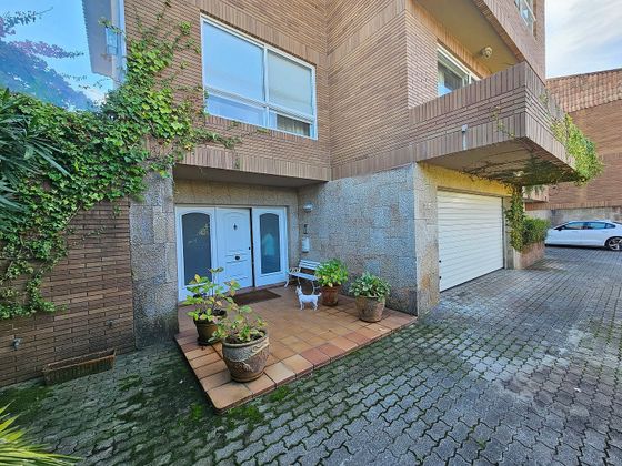 Foto 1 de Casa en venta en Coruxo - Oia - Saiáns de 5 habitaciones con terraza y garaje
