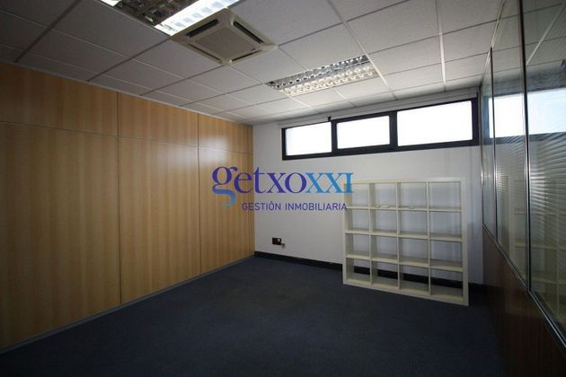 Foto 2 de Alquiler de oficina en Zona Lamiako - Pinueta con aire acondicionado y calefacción