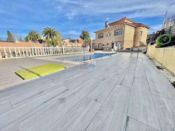 Foto 2 de Xalet en venda a Viso de San Juan (El) de 5 habitacions amb piscina i garatge