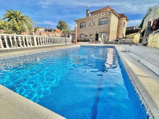Foto 1 de Xalet en venda a Viso de San Juan (El) de 5 habitacions amb piscina i garatge